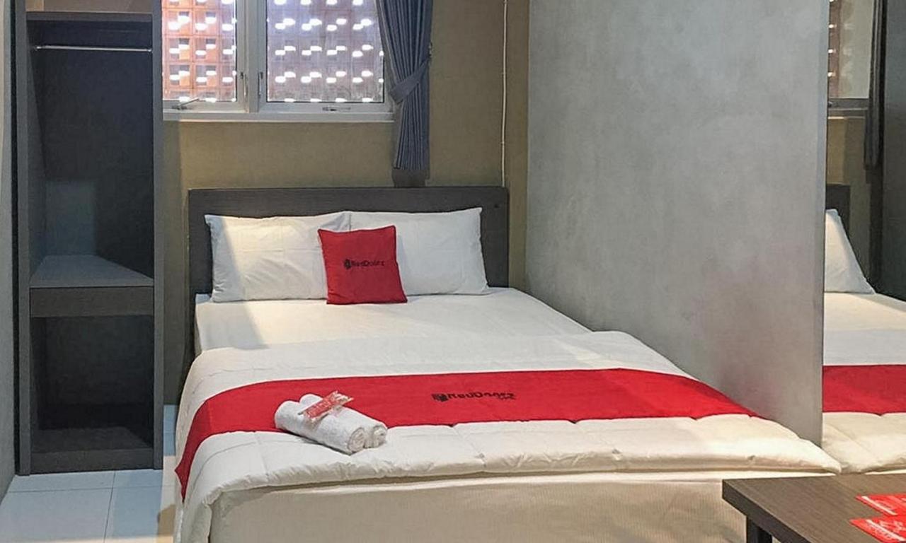 Reddoorz Near Wisata Paribendo Lawang Hotel Exterior foto