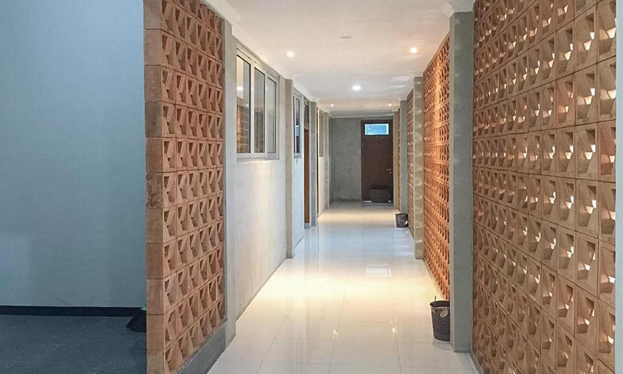 Reddoorz Near Wisata Paribendo Lawang Hotel Exterior foto